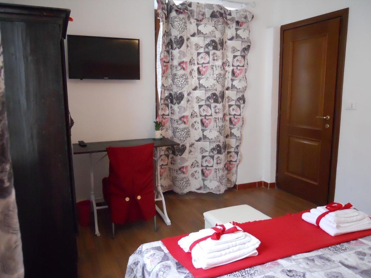 مبيت وإفطار Stazzano Casa Clotilde المظهر الخارجي الصورة